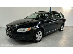 Volvo V70 2.5FT Momentum AUTOMAAT / YOUNGTIMER