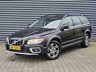 Volvo XC70 D5 Summum 215ps AWD Leder Navi AHK bi