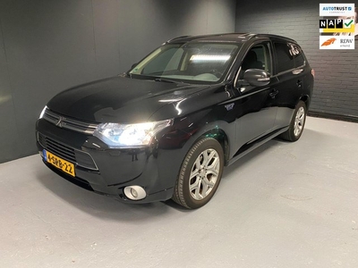 Mitsubishi Outlander 2.0 PHEV Instyle CAMERA NAVI OPENDAK