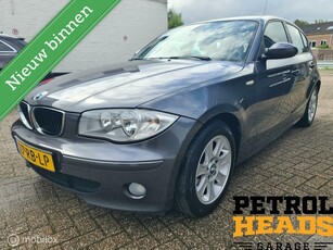 BMW 1-serie 116i 5 deurs High Ex. CruiseAircoSport pkkt