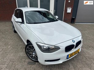 BMW 1-serie 116i Business+ / PDC / Clima / LM