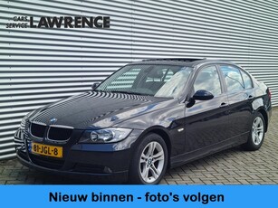 BMW 3 Serie 318i Executive Schuifdak Leer Navigatie