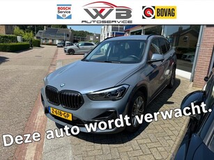 BMW X1 XDrive25e Sport Line I Camera I HuD I Navigatie I LED