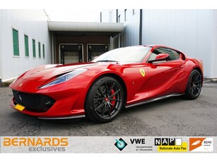 Ferrari 812 V12 Superfast - Rosso Fuoco (bj 2018)