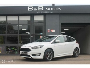 Ford Focus 1.0 ST-Line