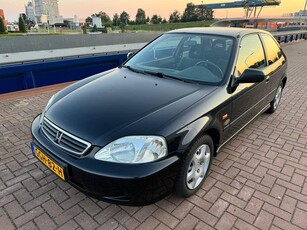 Honda Civic 1.4i