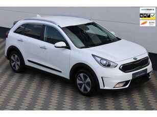 Kia Niro 1.6 GDi Hybrid DynamicLine Navi Carplay Trekhaak !