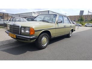 Mercedes-Benz 200-280 (W123) 200 D