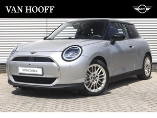 MINI Hatchback Cooper E / Favoured Trim / Pakket L / 17