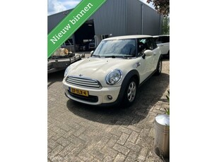 Mini Mini 1.6 One MINIMALIST Salt / Airco / Nav / 102.142