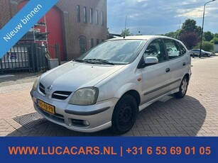 Nissan Almera Tino 1.8 Acenta (bj 2004)