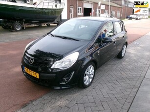 Opel Corsa 1.4-16V Anniversary Edition/airco/trekhaak/navi