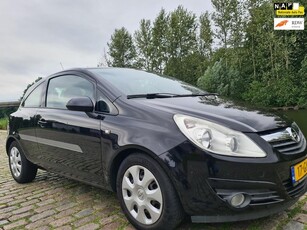 Opel Corsa 1.4-16V Enjoy 3e eigenaar dealer onderhouden