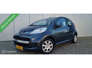 Peugeot 107 1.0-12V XS Airco/5deurs/2EIG