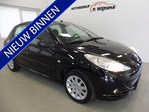 Peugeot 206+ 1.4 XS Dealer onderh. Climatronic Nieuwe