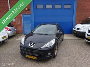 Peugeot 207 1.6 VTi Sportium