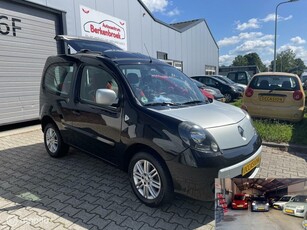 Renault Kangoo bebop 1.6-16V met airco en panoramadak