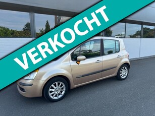 Renault Modus 1.6-16V Automaat Airco Cruise Isofix Trekhaak