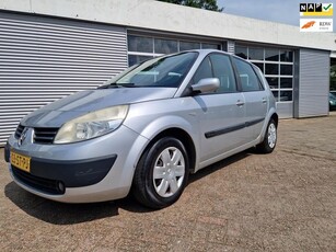 Renault Scénic 1.6-16V Dynamique Comfort