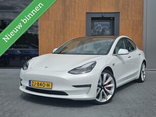 Tesla Model 3 Performance 75 kWh Premium interieur