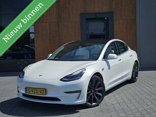 Tesla Model 3 Performance 75 kWh Wit leder Pano Nette