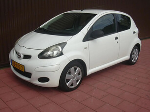 Toyota Aygo 1.0-12V Access 5 DEURS / AIRCO nieuwe APK