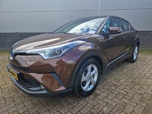 Toyota C-HR 1.8 Hybrid Dynamic Navigatie