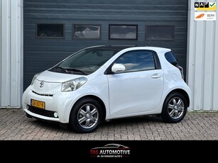 Toyota IQ 1.0 VVTi Aspiration 1e EIG/AUTOMAAT/NAVI/LEER