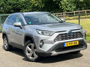 Toyota RAV4 2.5 Hybrid AWD Business Intro