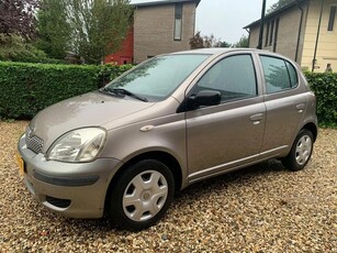 Toyota Yaris 1.0 VVT-i Idols (bj 2004)