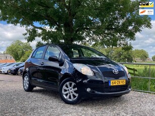 Toyota Yaris 1.3 VVTi Executive Leder + Cruise + Airco nu