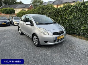 Toyota Yaris 1.3 VVTi Sol Airco Elekt. Ramen Radio /