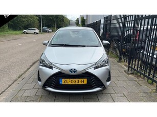 Toyota Yaris 1.5 HYBRID AUTOMAAT BI-TONE NAVI 100% OH en