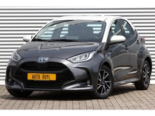 Toyota Yaris 1.5 Hybrid Style Iconic Head-Up /