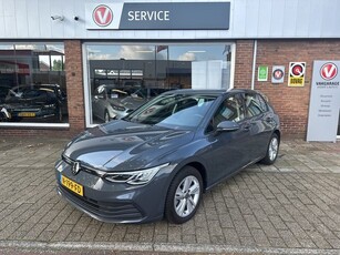 Volkswagen Golf 1.0 eTSI Life parkeersensoren en trekhaak