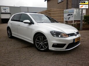 Volkswagen Golf 1.2 TSI R. Highline zeer nette auto!