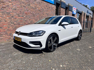 Volkswagen Golf 1.5 TSI Highline Business R