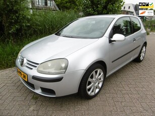 Volkswagen Golf 1.6 FSI 116pk 3-deurs Trendline Airco