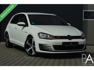 Volkswagen Golf 2.0 TSI GTI Performance 230pkcamera