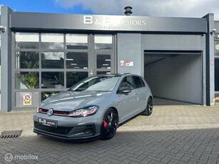 Volkswagen Golf 2.0 TSI GTI TCR