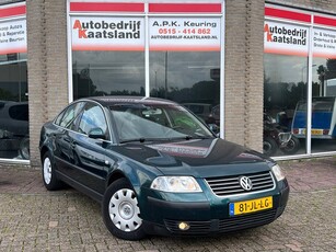 Volkswagen Passat 2.0 Comfortline - Lees Advertentie -