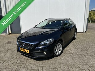 Volvo V40 Cross Country 2.0 T3 Summum 153 pk MJ 2016