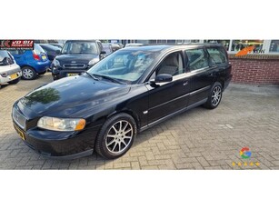 Volvo V70 2.4 (bj 2005)