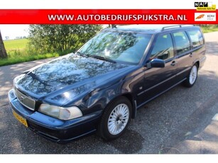 Volvo V70 2.5 Luxury-Line AUTOMAAT // APK 06/2025 //