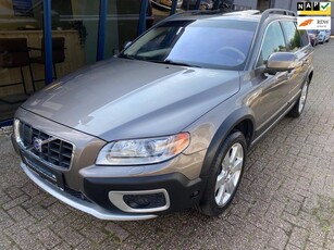 Volvo XC70 3.2 Summum LEER / SUNROOF / NAVI / TREKHAAK