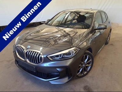 BMW 1-serie 120 i Edition M Sport Panorama Head Up Camera