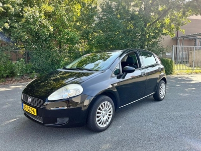 Fiat Grande Punto 1.4 Active NETTE AUTO RIJD EN SCHAKELT