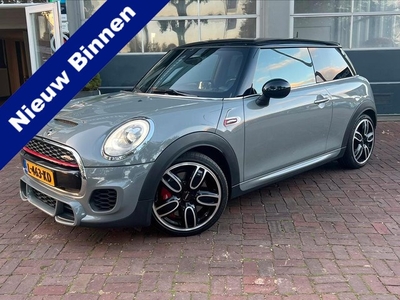 MINI Mini 2.0 John Cooper Works Chili 250PK BJ 2017 Km