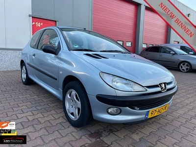 Peugeot 206 1.4 XR VERKOCHT!!AIRCOKM NAPSTUURBEKRACHTIGING