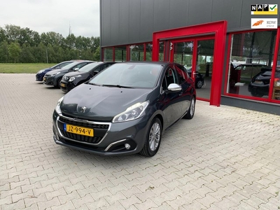 Peugeot 208 1.2 PureTech Allure / PDC / Trekhaak / LMV /